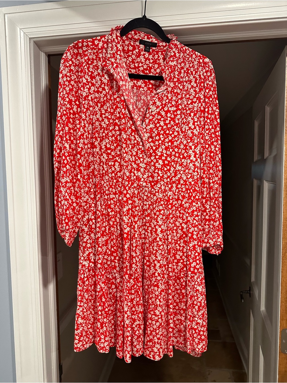 Red Floral Tiered V-Neck Dress - Unknown Brand